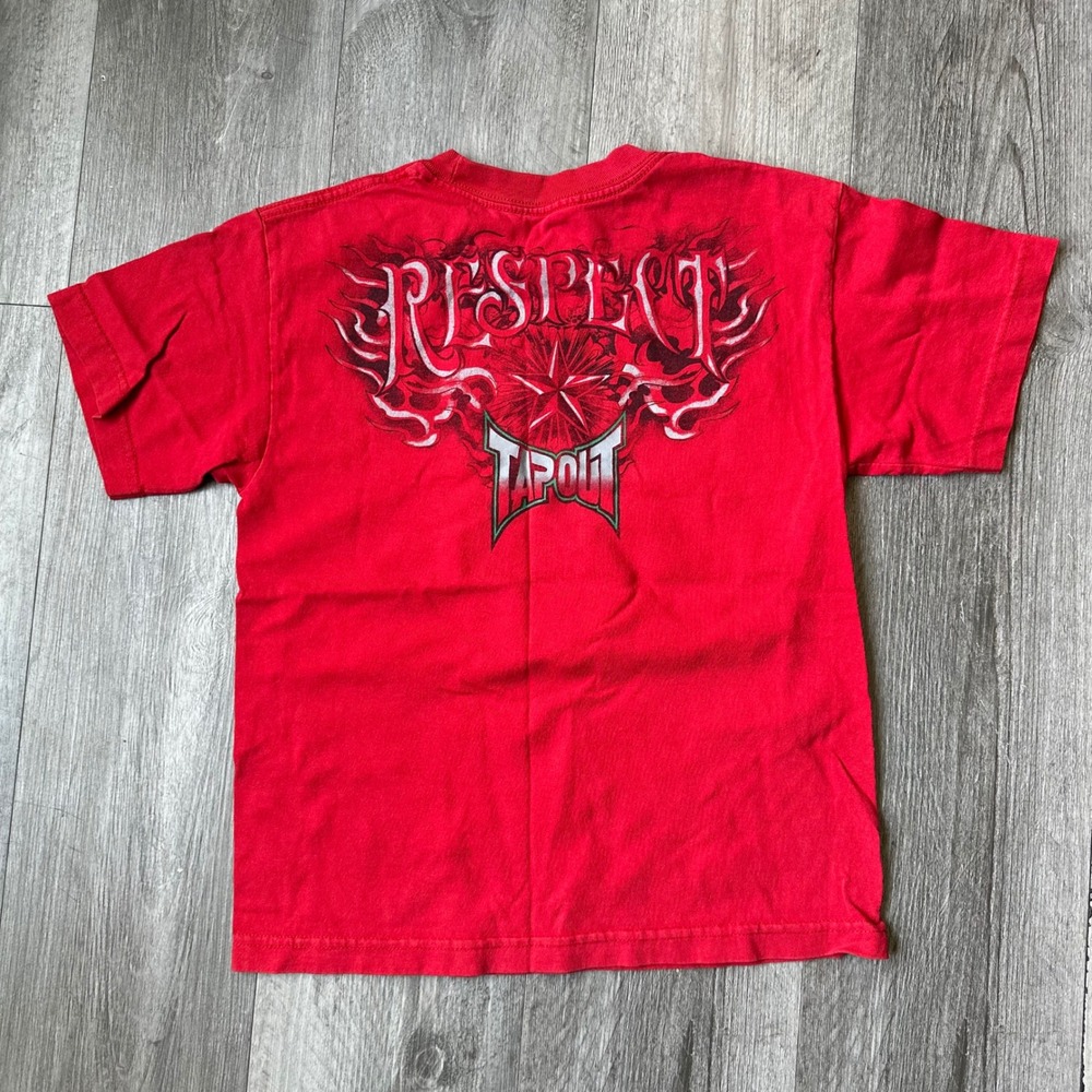 Tapout Red Warrior Skulls Flames Graphic T-Shirt Youth L / Mens XS - Picture 3 of 6